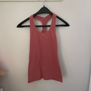 Lululemon tank top!